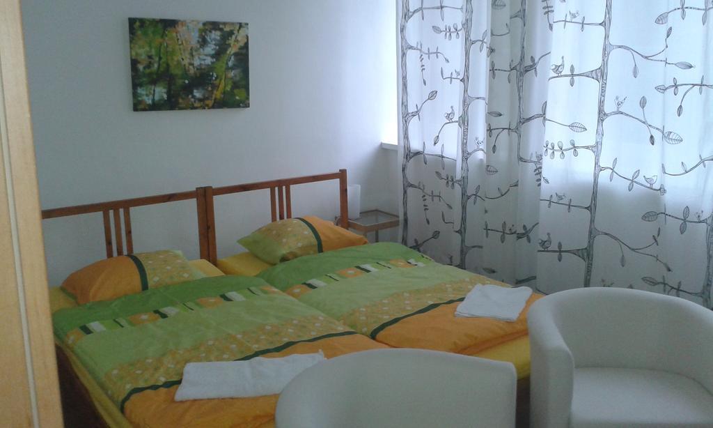 Urban Center Hotel Oravsky Podzamok Ngoại thất bức ảnh
