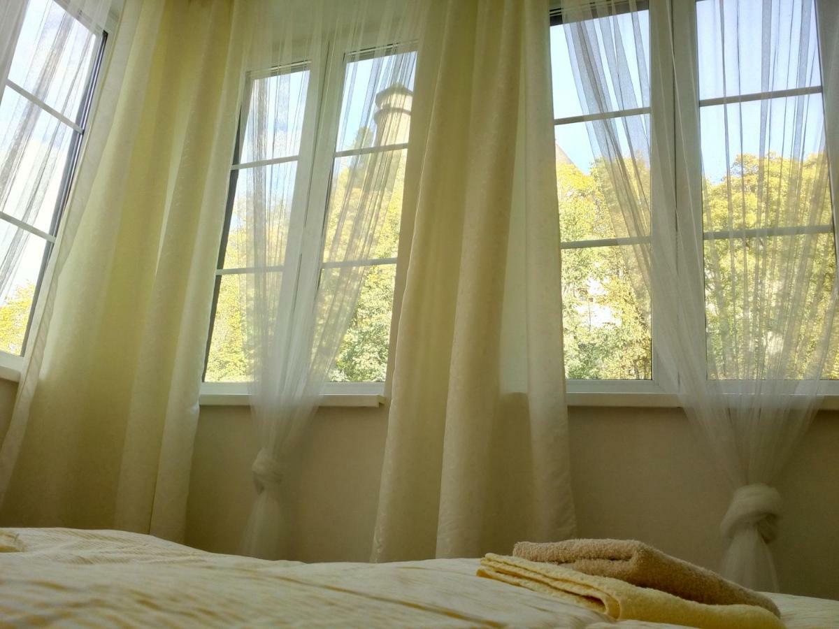 Urban Center Hotel Oravsky Podzamok Ngoại thất bức ảnh